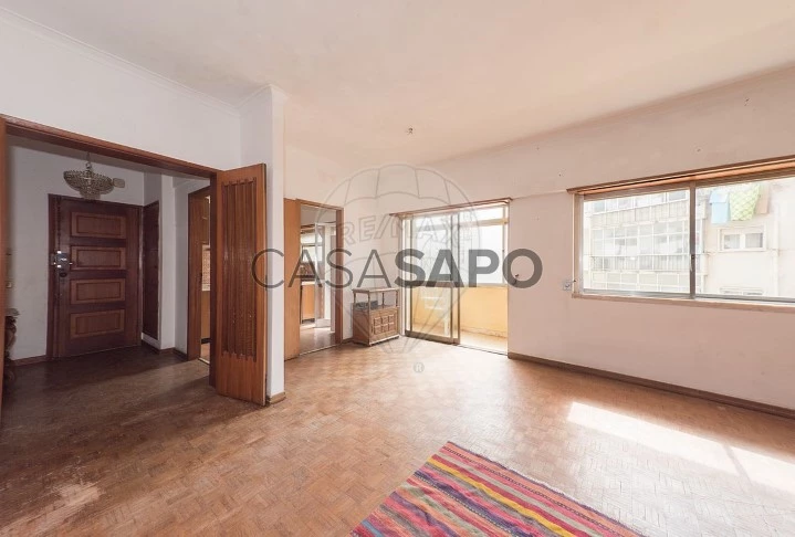 Apartamento T2 para comprar em Oeiras