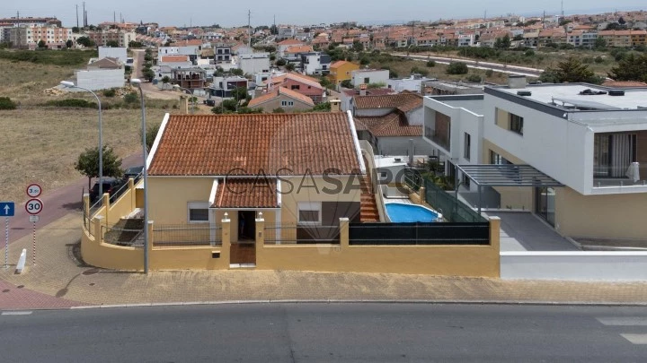 Moradia T3 para comprar em Oeiras