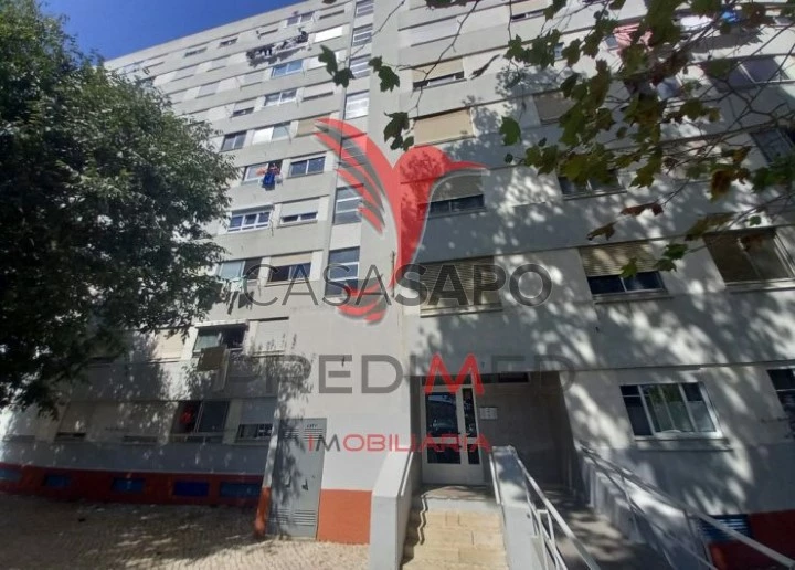 Apartamento T3 para comprar em Loures