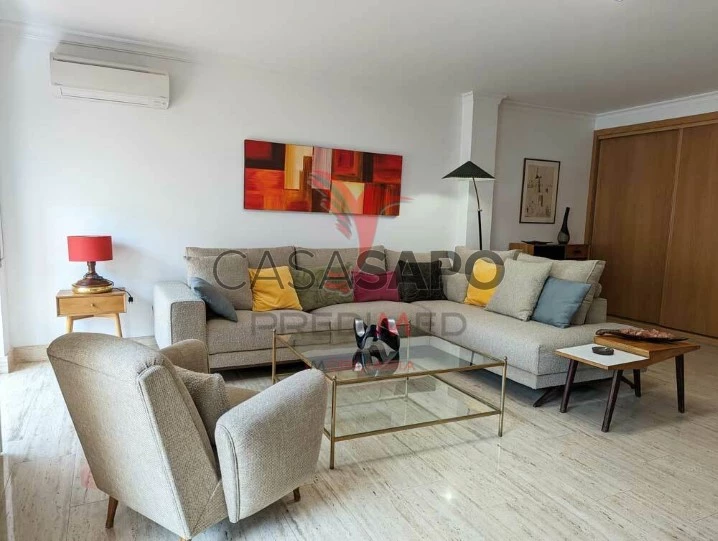 Apartamento T4 para comprar em Vila Real de Santo António