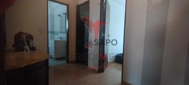 Apartamento T3 para comprar em Almada