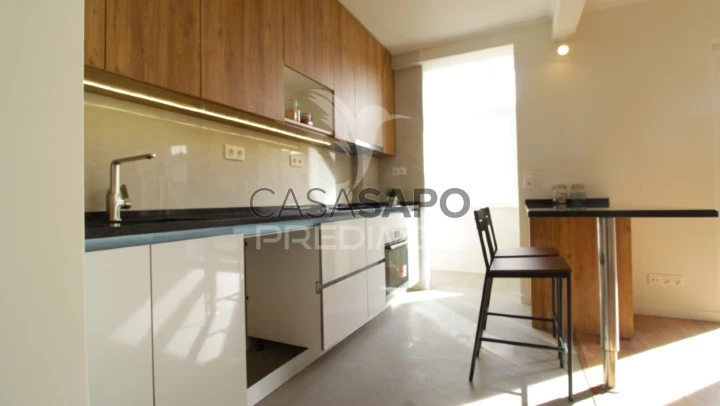 Apartamento T2 para comprar na Amadora