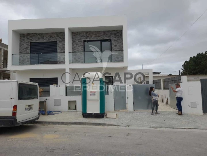 Moradia T3 para comprar no Seixal