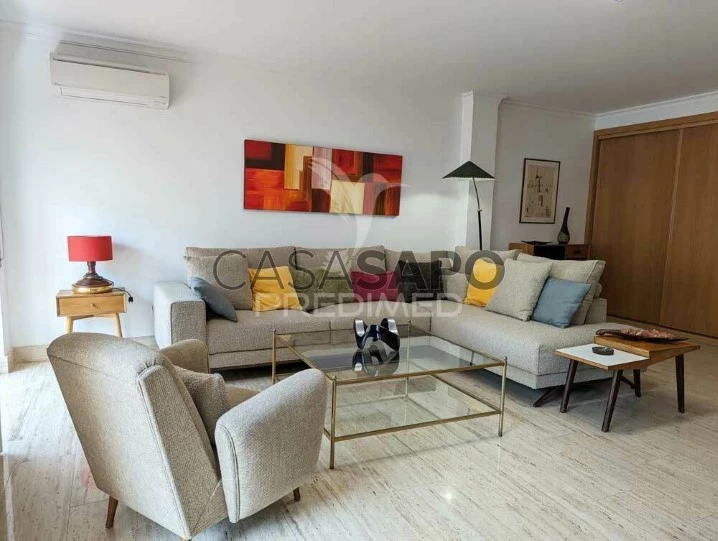 Apartamento T4 para comprar em Vila Real de Santo António