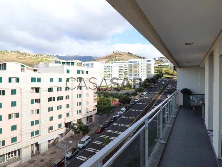 Apartamento T3 para alugar no Funchal