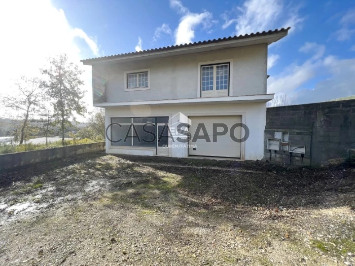 Moradia T3 Duplex para comprar em Ourém