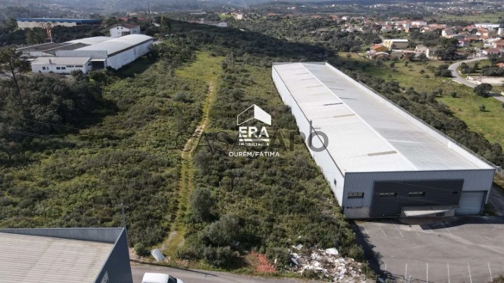 Lote Industrial para comprar em Ourém