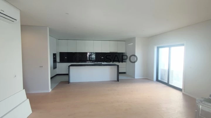 Apartamento T3 para comprar em Vila Nova de Gaia