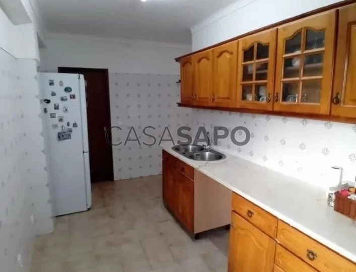 Apartamento T3 para comprar em Caldas da Rainha