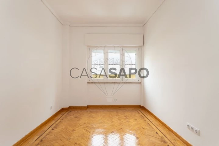 Apartamento T2 para alugar na Amadora