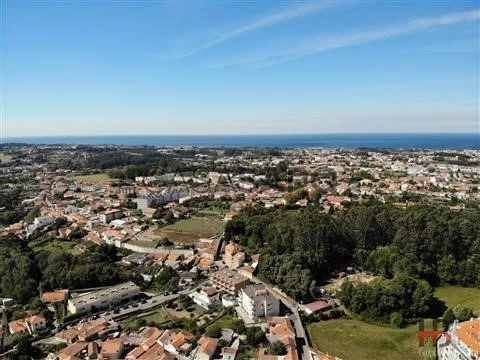 Terreno para comprar em Vila Nova de Gaia