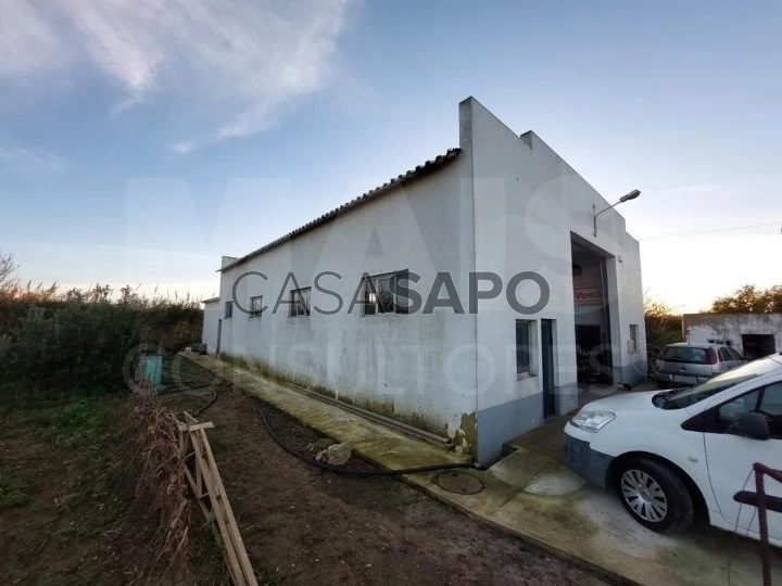 Comercial para comprar em Peniche