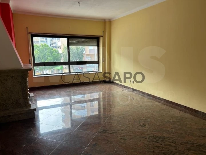 Apartamento T4 para alugar em Vila Franca de Xira