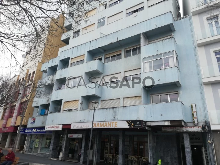 Apartamento T4 para comprar em Rio Maior