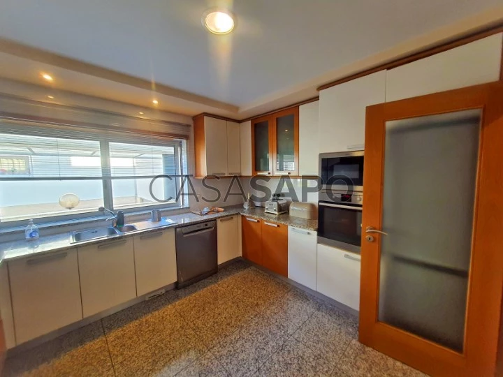 Apartamento T3 Triplex para comprar em Viana do Castelo