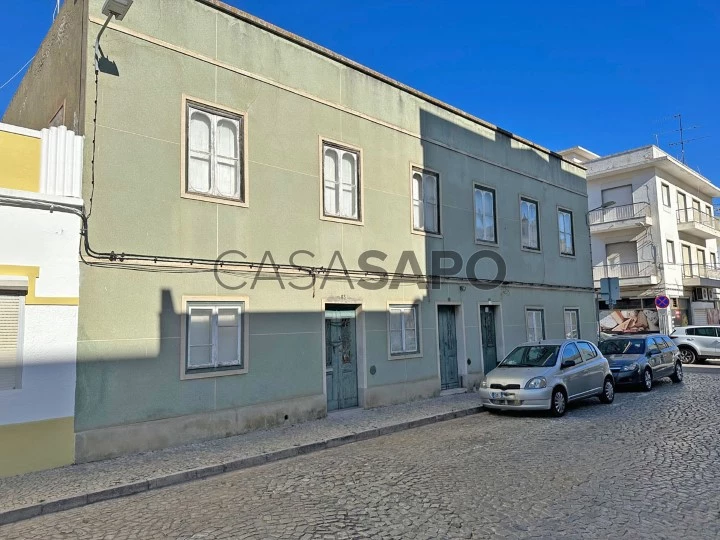 Bloco de apartamentos para comprar em Vila Real de Santo António