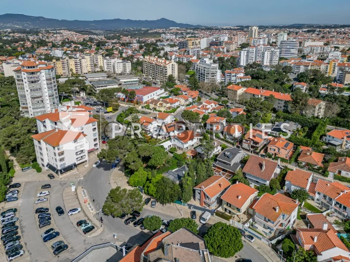 Terreno Urbano para comprar em Cascais