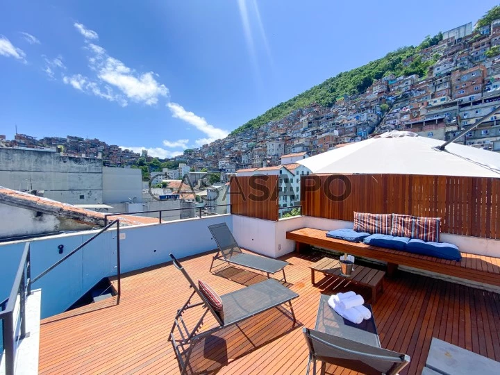 Penthouse with deck for rent up to 8 people in Copacabana