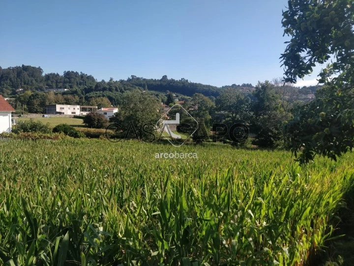 Terreno para comprar em Paredes de Coura