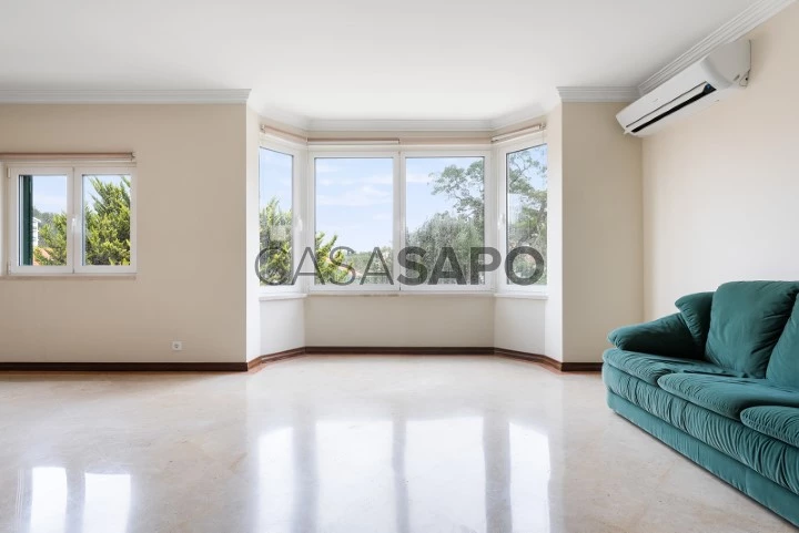 Apartamento T3 Duplex para comprar em Cascais