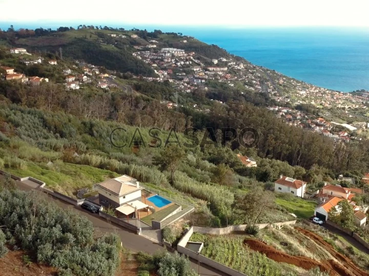 Terreno Urbano para comprar no Funchal