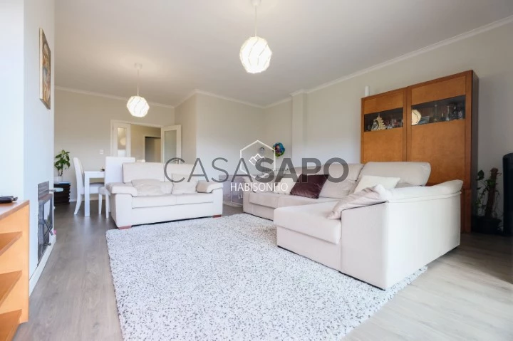 Apartamento T4 para comprar em Valongo