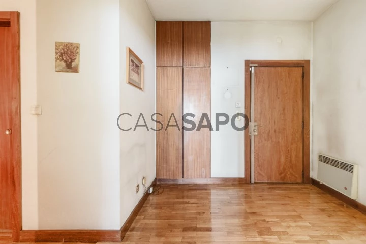 Apartamento T4+1 para comprar no Porto
