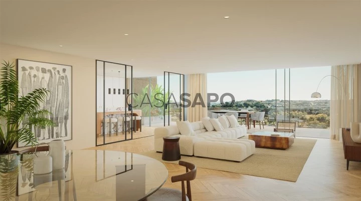 Apartamento T4+1 Duplex para comprar no Porto