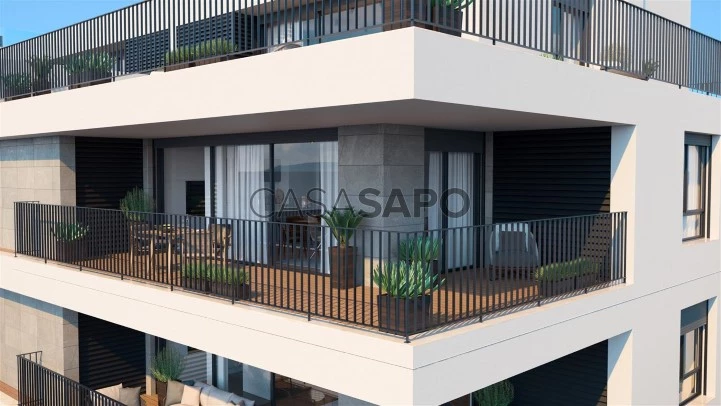 Caxias Heights model balcony