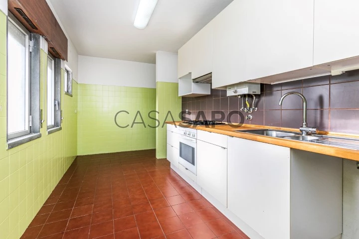 Apartamento T4 para comprar em Oeiras