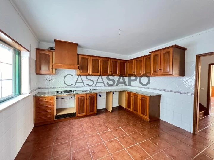 Moradia T2 Duplex para comprar em Torres Vedras