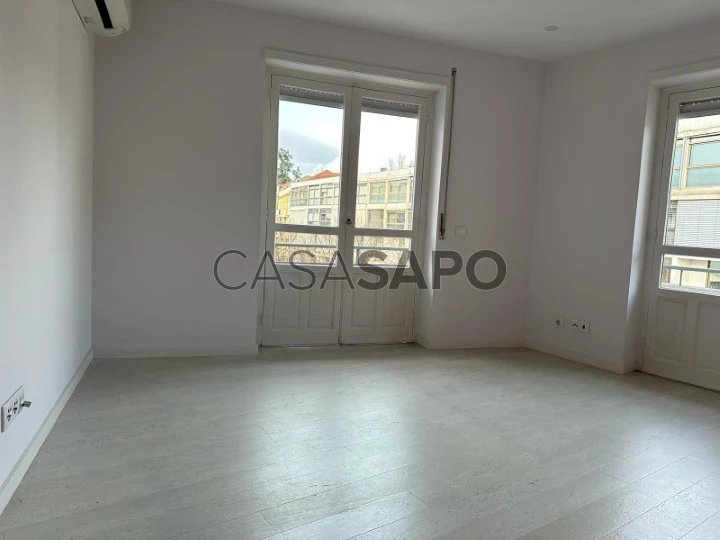 Apartamento T1 Triplex para alugar em Guimarães