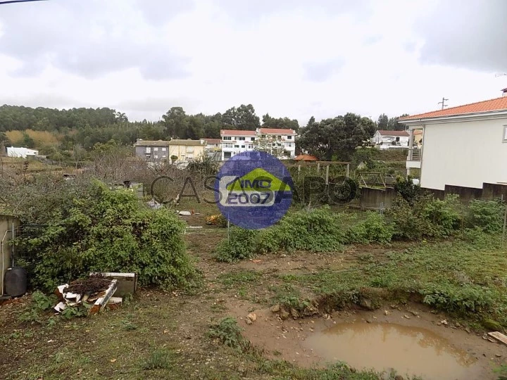 Terreno para comprar em Santa Maria da Feira