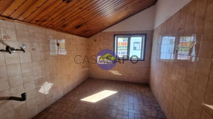 Apartamento T2 para comprar em Castelo de Paiva