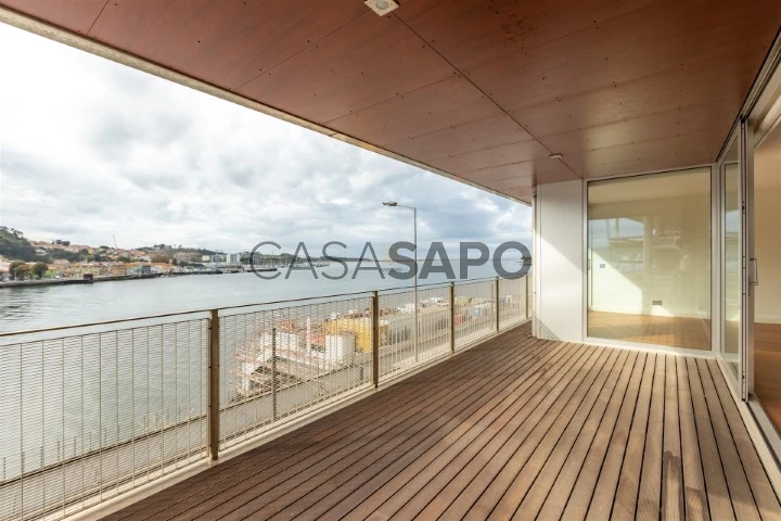 Apartamento T5 para comprar no Porto