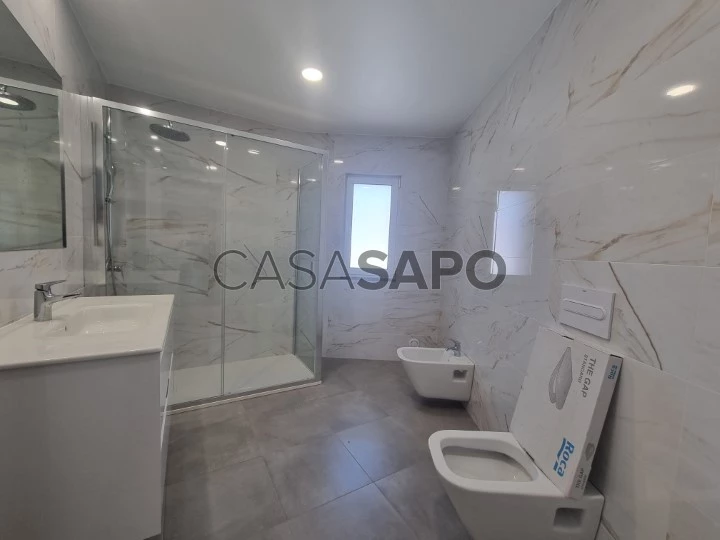 Apartamento T4 Duplex para alugar em Mafra