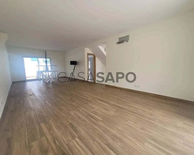 Moradia T4 para comprar em Sesimbra