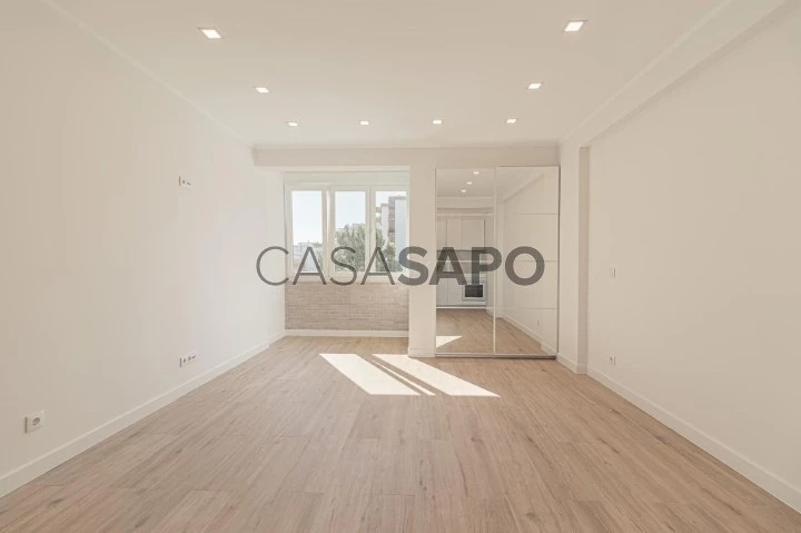 Apartamento T0 para comprar em Oeiras