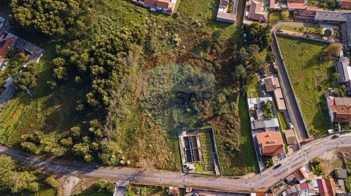 Terreno para comprar em Vila Nova de Gaia