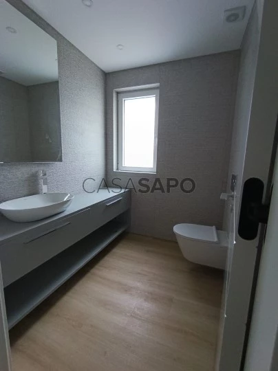 Apartamento T3 Triplex para comprar em Cascais