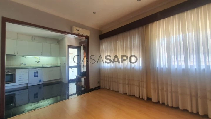 Apartamento T1+1 para comprar em Vila do Conde
