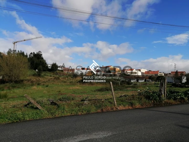 Terreno para comprar em Vila Nova de Gaia