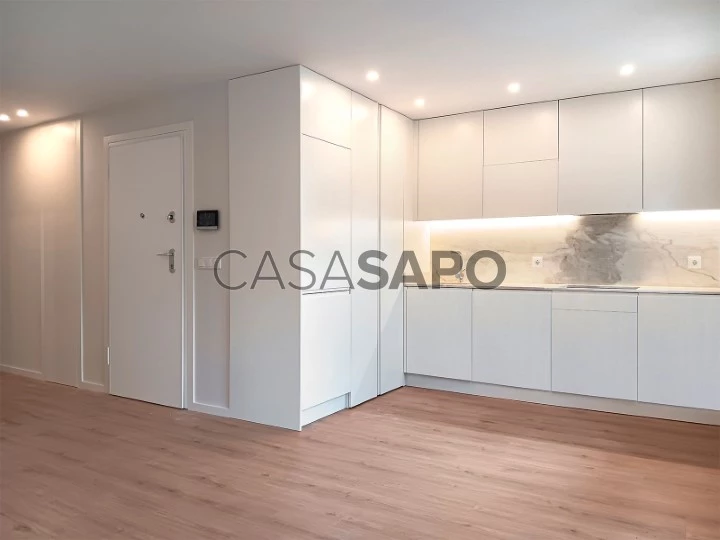 Apartamento T2 novo com logradouro localizado no centro de Braga