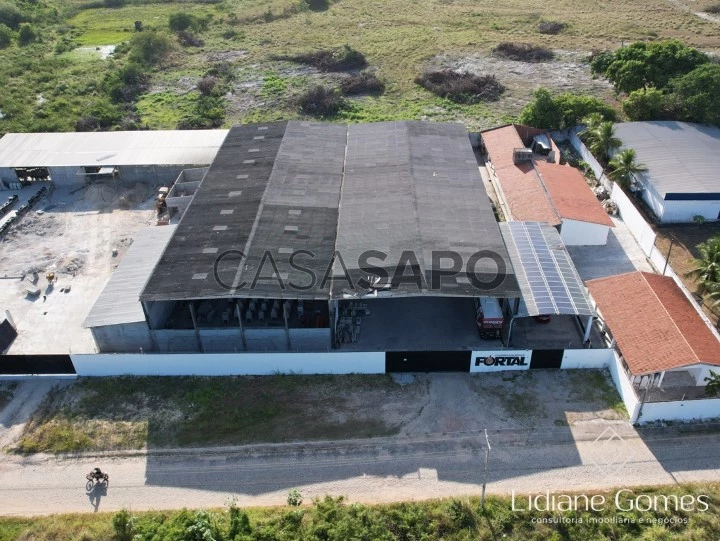 Galpão Comercial / Armazém em Aquiraz - CE