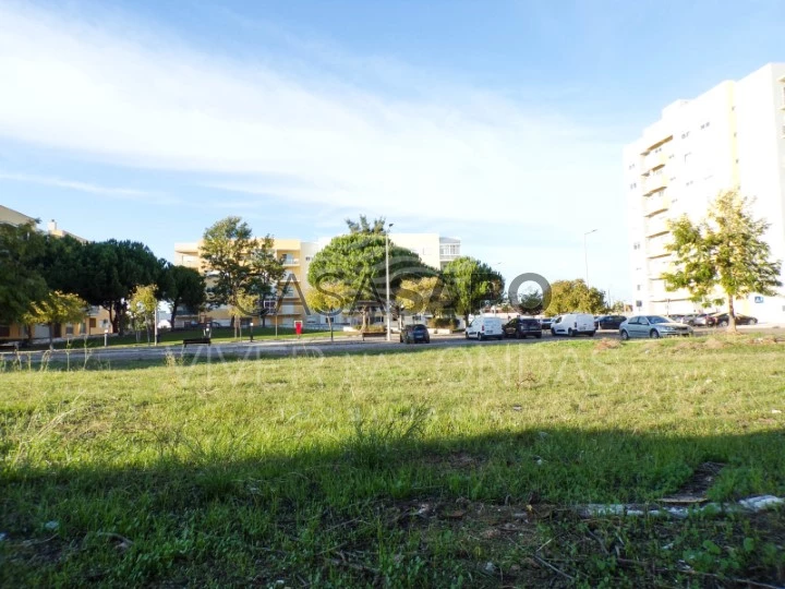 Terreno Urbano para comprar no Barreiro