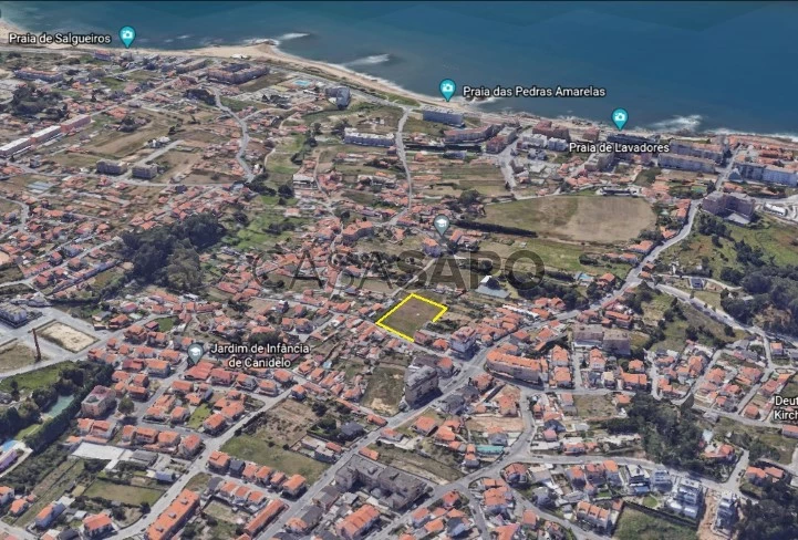 Terreno Urbano para comprar em Vila Nova de Gaia