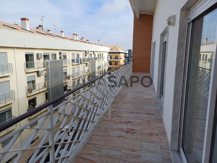 Apartamento T3+1 Duplex para comprar em Vila Real de Santo António