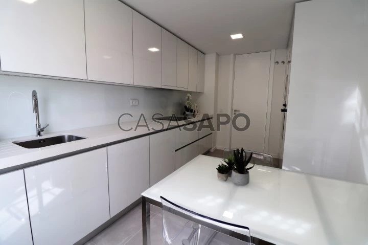 Apartamento T3 para comprar na Amadora