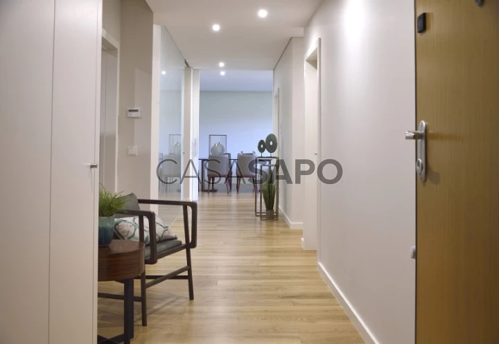 Apartamento T3+1 para comprar em Vila Nova de Famalicão