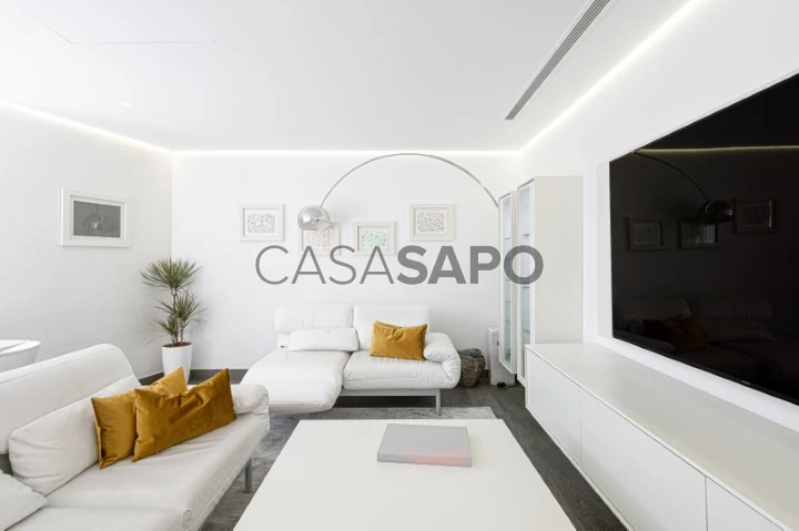 Apartamento T3 Duplex para comprar em Lisboa